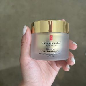 NEW Elizabeth Arden ceramide day cream
